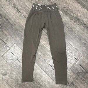 NVGTN Women's Leggings in sage green